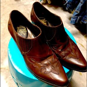 Reba Booties size 6.5